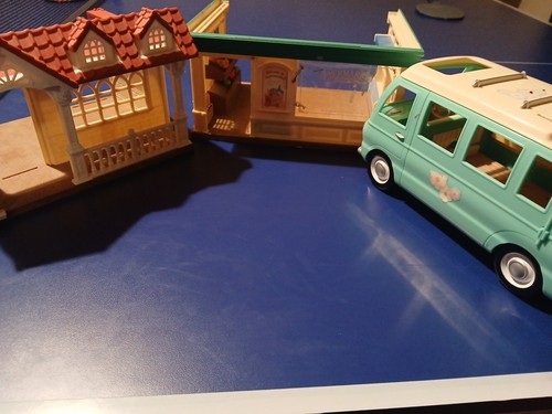 Sylvanian families shop - sylvanian,