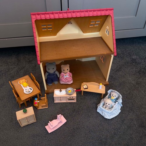 Sylvanian families small red - families,