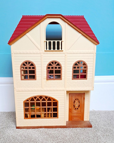 Sylvanian story house with - 3,
