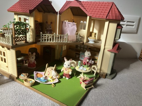 Sylvanian families beachwood - families,