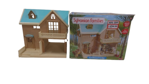 Sylvanian families larchwood - families,