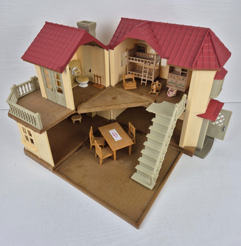 Sylvanian families city house - families,