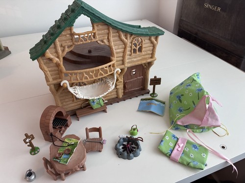 Sylvanian families adventure - families,