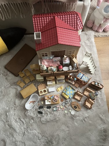 Sylvanian families bundle red - families,