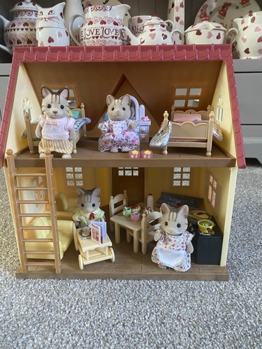 Sylvanian families cosy - families,