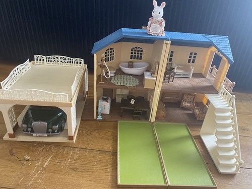 Sylvanian families house with - families,
