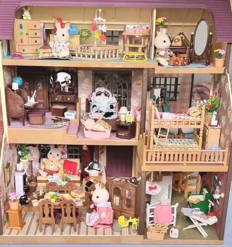 Sylvanian families boxed - families,