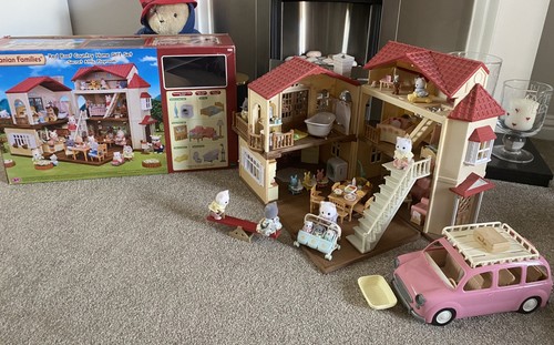 Sylvanian families red - families, roof
