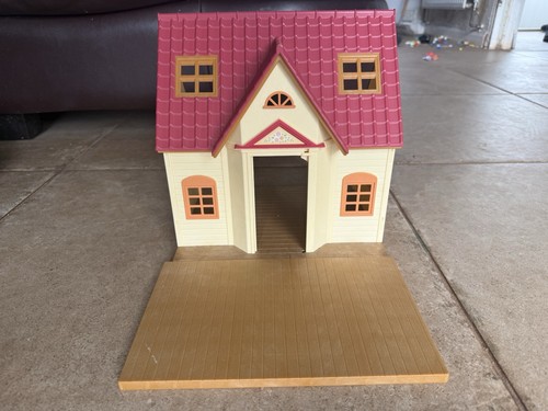 Slyvanian families red roof - slyvanian,