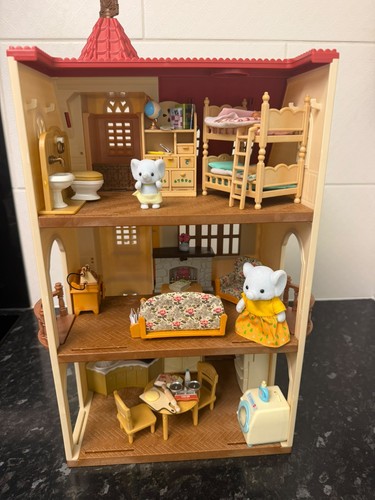 Sylvanian families red roof - red,