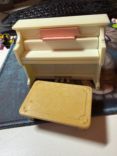Sylvanian families houses - families,