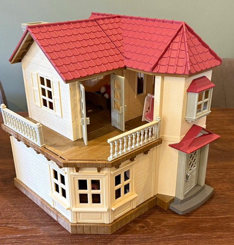 Sylvanian families house - families,